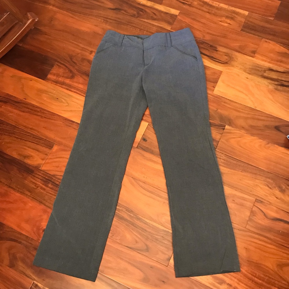 Lovely grey slacks 👖